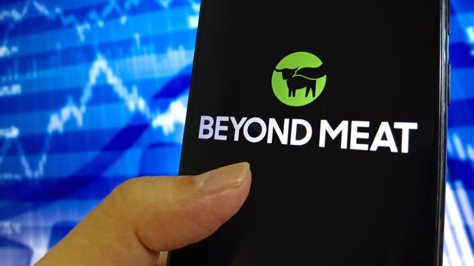 Beyond Meat shares slash gains, briefly dipping into the red Beyond Meat shares slash gains, briefly dipping into the red